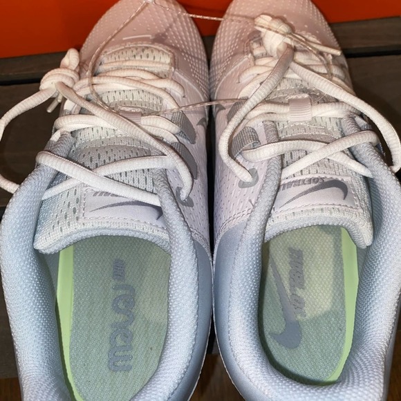 Nike Hyperdiamond 4 Pro Women's Softball Spikes. NWOB Sz 9 - Picture 5 of 6